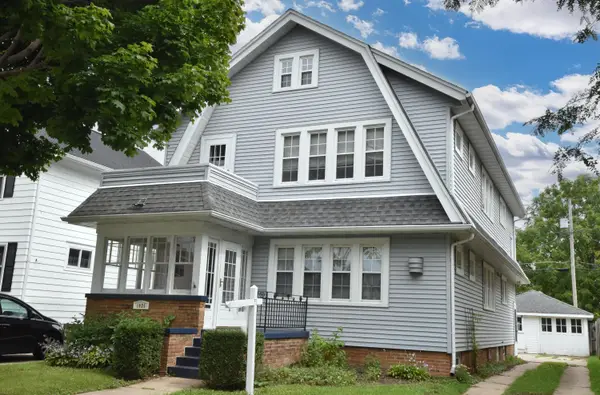 1025 Arthur Ave, Racine, WI 53405