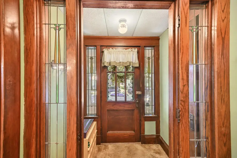 3614 W Rogers St, Milwaukee, WI 53215 - #3