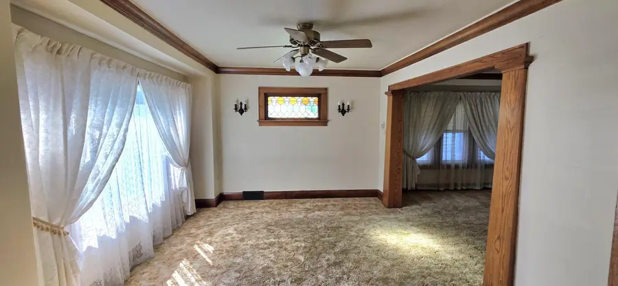 1533 S 72nd St, West Allis, WI 53214 - #3