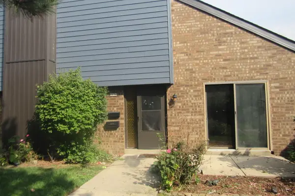 8638 N Servite Dr, Milwaukee, WI 53223
