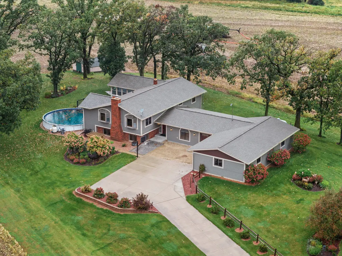 N5748 Metovale Rd, Metomen, WI 53919 - #1