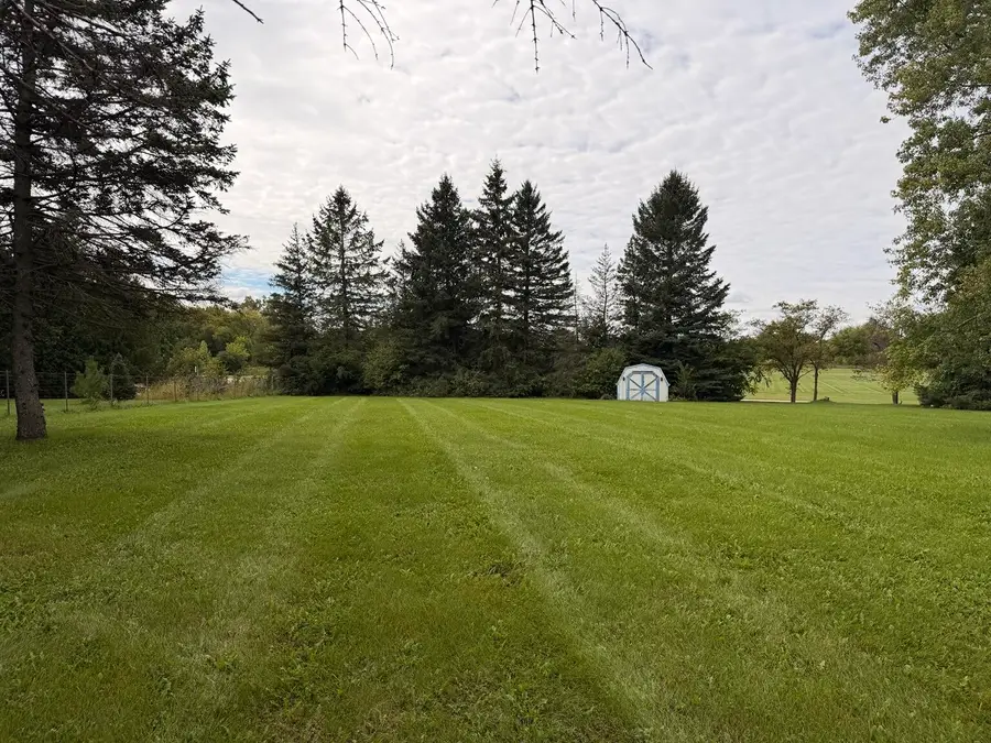 1780 Margaret Ct, Jackson, WI 53037 - #3