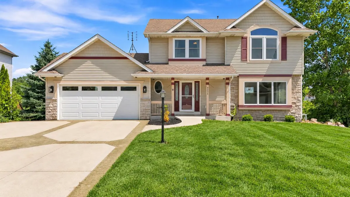 9334 Millstone Dr, Mount Pleasant, WI 53406 - #1