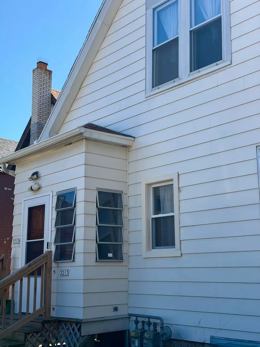 3213 W Lincoln Ave, Milwaukee, WI 53215 - #2