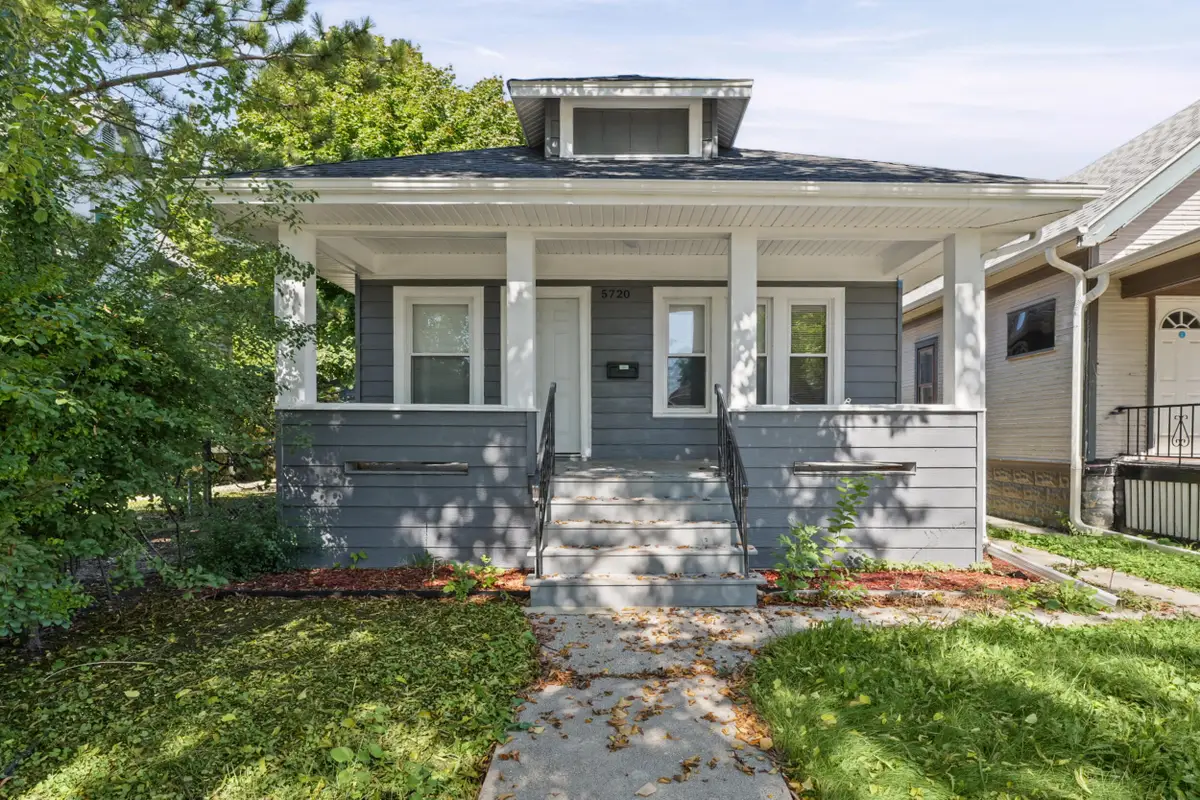 5720 W Rogers St, West Allis, WI 53219 - #1