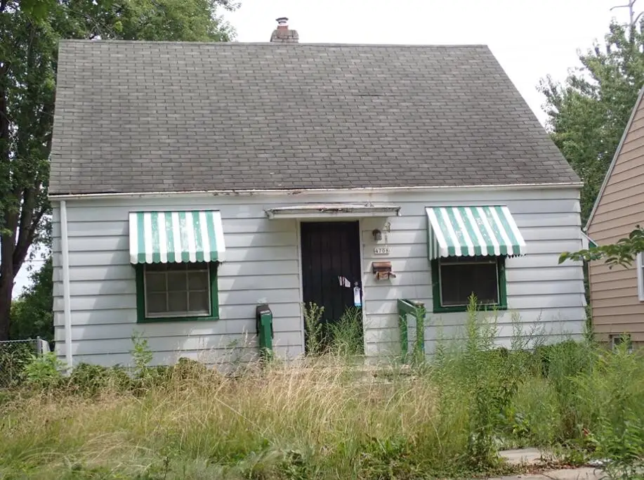 4708 N 21st St, Milwaukee, WI 53209 - #1