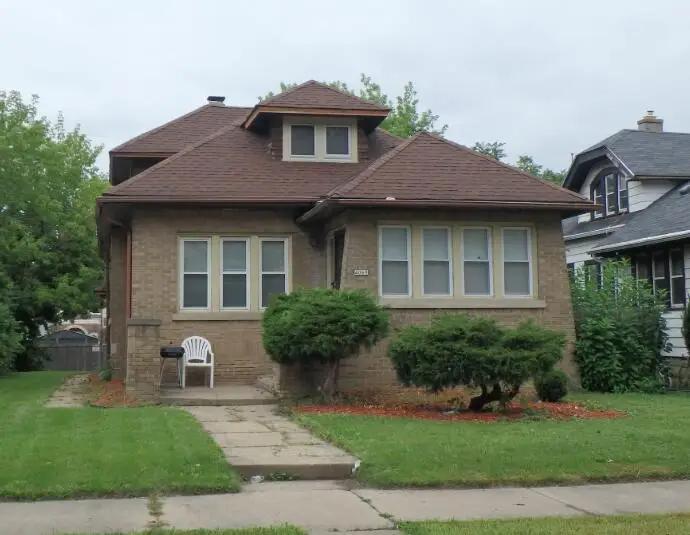 4069 N 24th Pl, Milwaukee, WI 53209 - #1