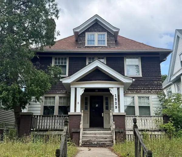 1929 N 49th St, Milwaukee, WI 53208