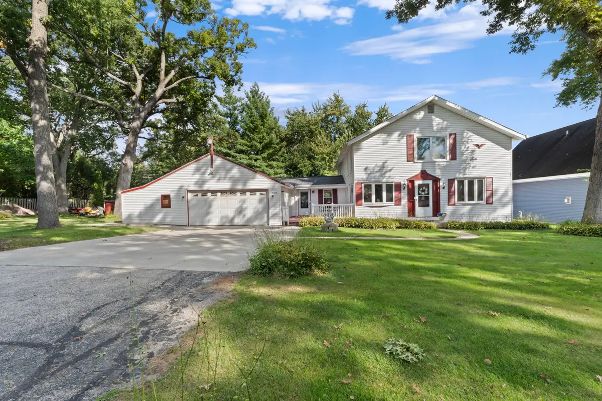 N9114 Cedar Ave, East Troy, WI 53120 - #1