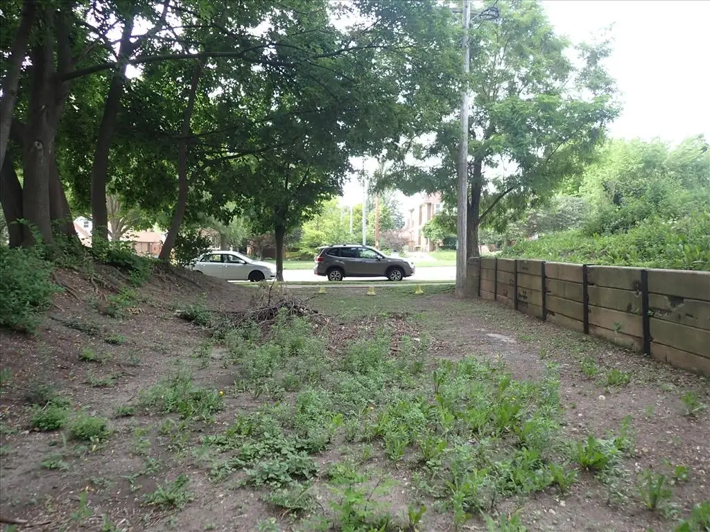 5212 W Wisconsin Ave, Milwaukee, WI 53208 - #1
