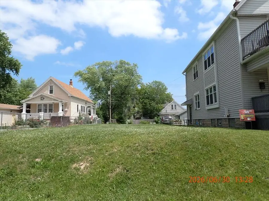 3306 N Richards St, Milwaukee, WI 53212 - #2