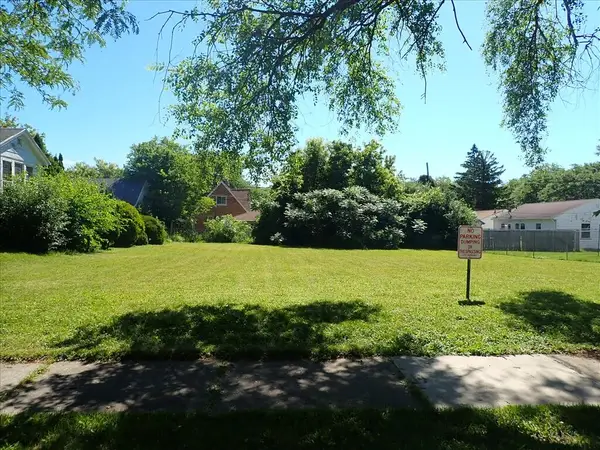 4316 N 37th St, Milwaukee, WI 53216