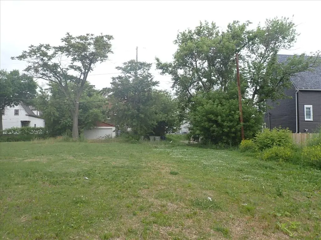 2027 N 35th St, Milwaukee, WI 53208 - #1