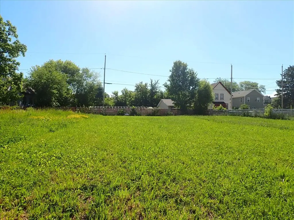 1936 N 30th St, Milwaukee, WI 53208 - #1