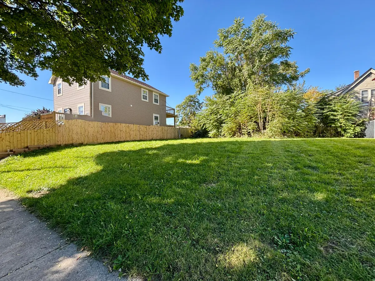 1829 N 31st St, Milwaukee, WI 53208 - #1
