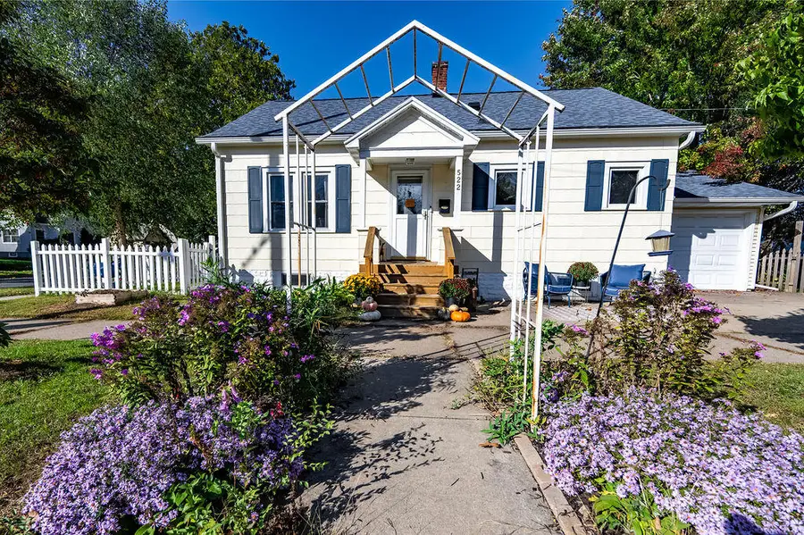 522 23rd St S, La Crosse, WI 54601 - #2
