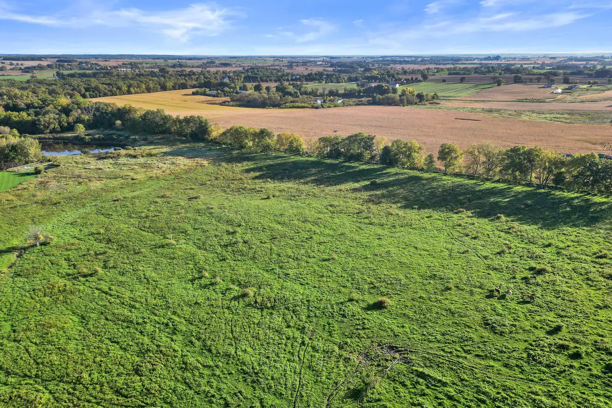 Lt3 State Line Rd, Linn, WI 53184 - #1