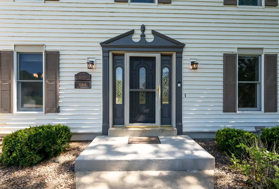 W328N3834 Range Woods Dr, Nashotah, WI 53058 - #2