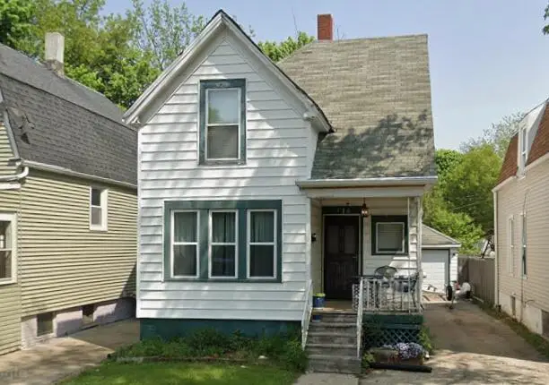 814 17th St, Racine, WI 53403 - #1