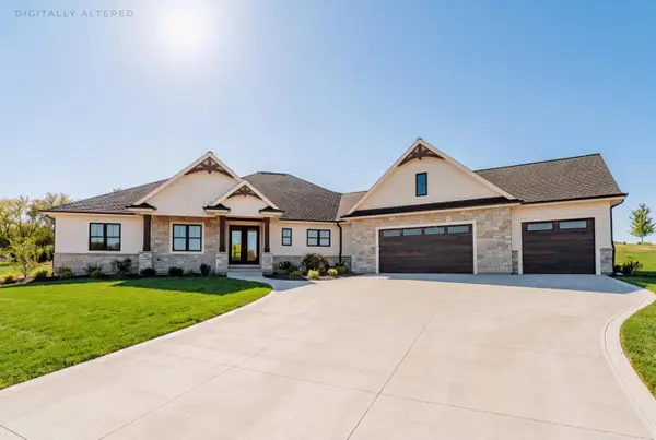 N67W27159 Fanad Dr, Lisbon, WI 53089