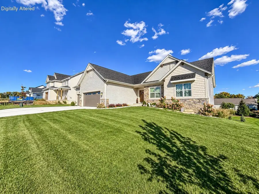762 Brockway Dr, Mukwonago, WI 53149 - #2