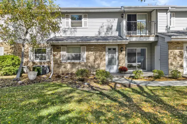 1041 Prairie Dr, Mount Pleasant, WI 53406