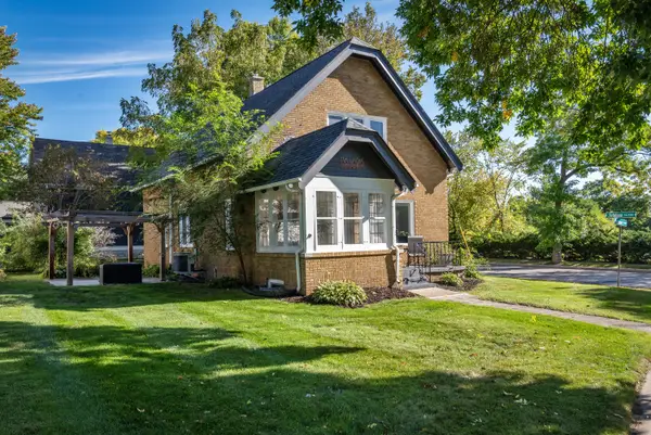 N36W5916 Wurthmann St, Cedarburg, WI 53012