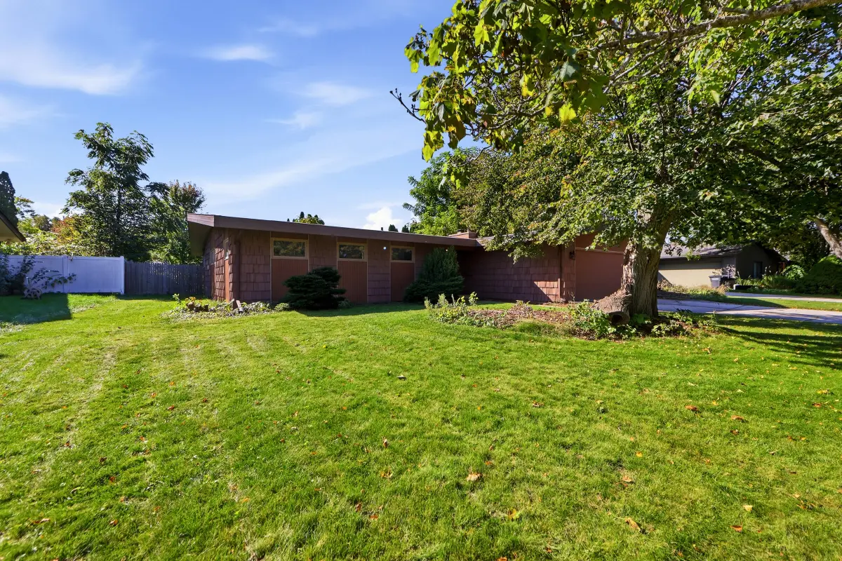 1607 Kaufmann Ave, Sheboygan, WI 53081 - #1