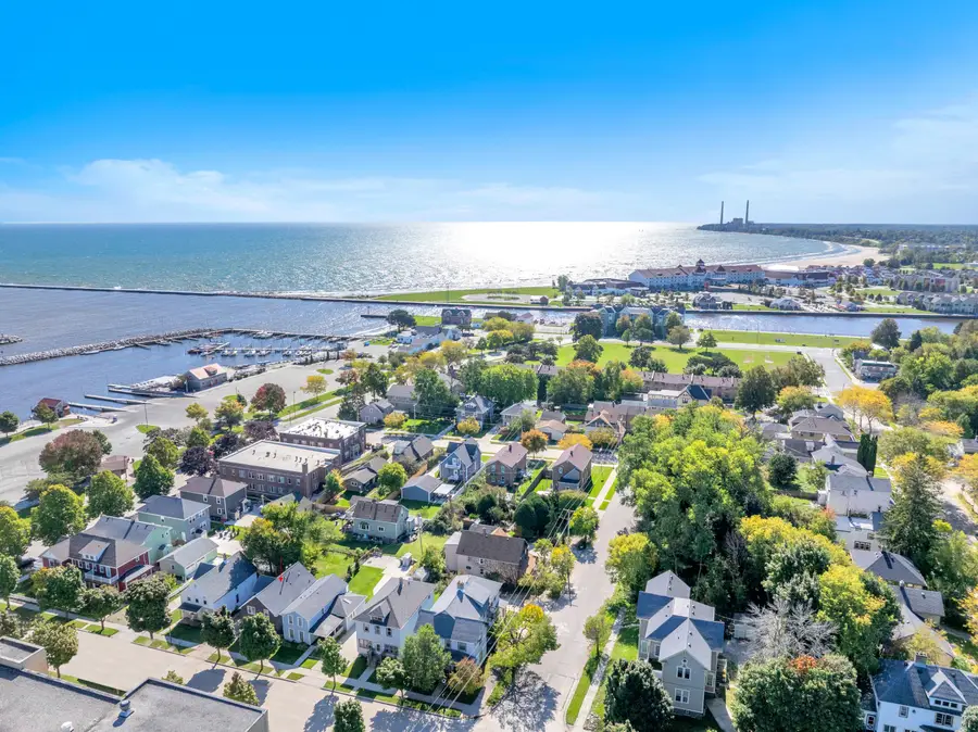 303 Wisconsin Ave, Sheboygan, WI 53081 - #3