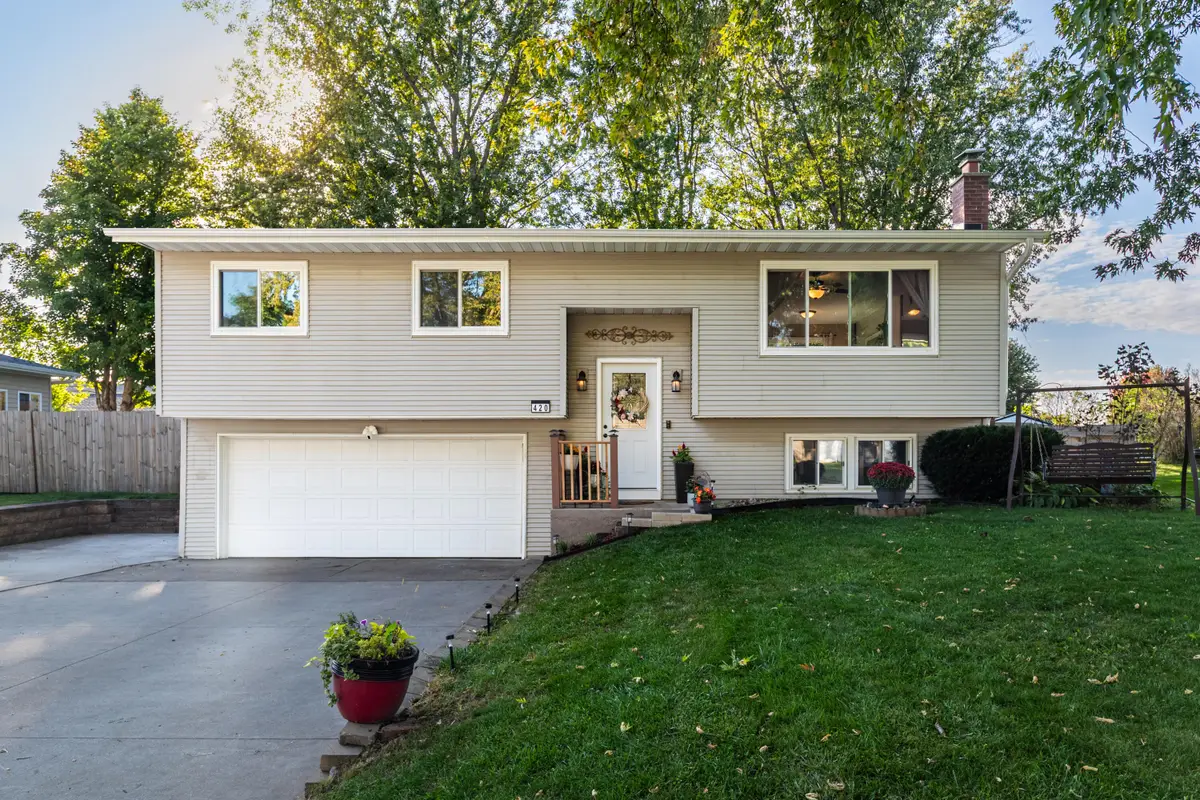 420 Wagon Dr, West Salem, WI 54669 - #1