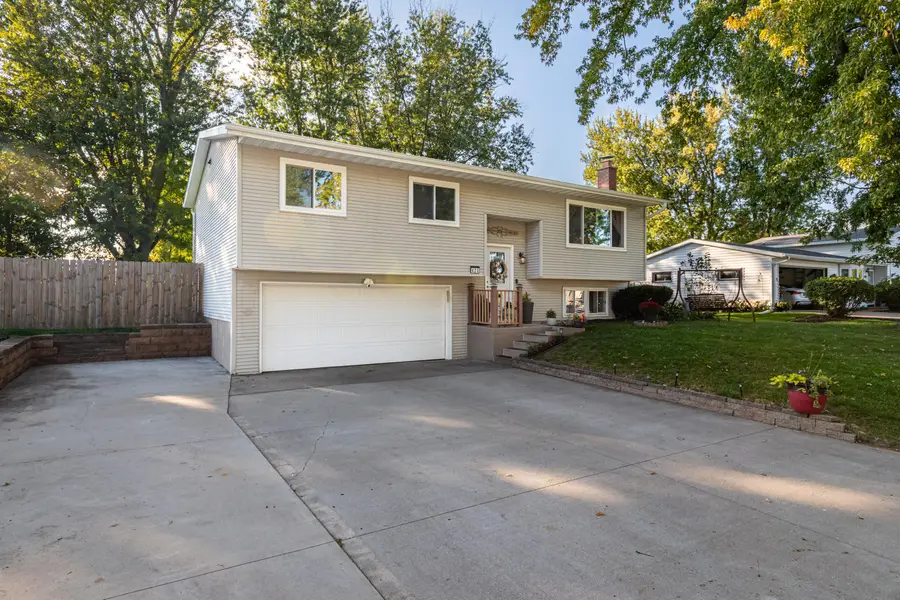420 Wagon Dr, West Salem, WI 54669 - #2