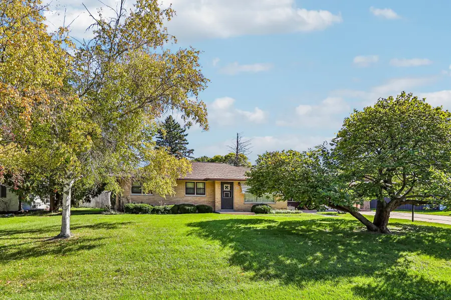 8516 N 54th St, Brown Deer, WI 53223 - #2