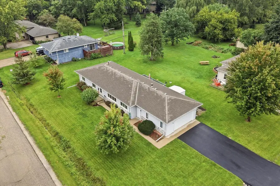 1014 N Meadow Dr, Silver Lake, WI 53170 - #2