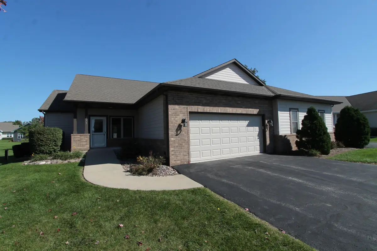 253 Settlement Dr, Rochester, WI 53105 - #1