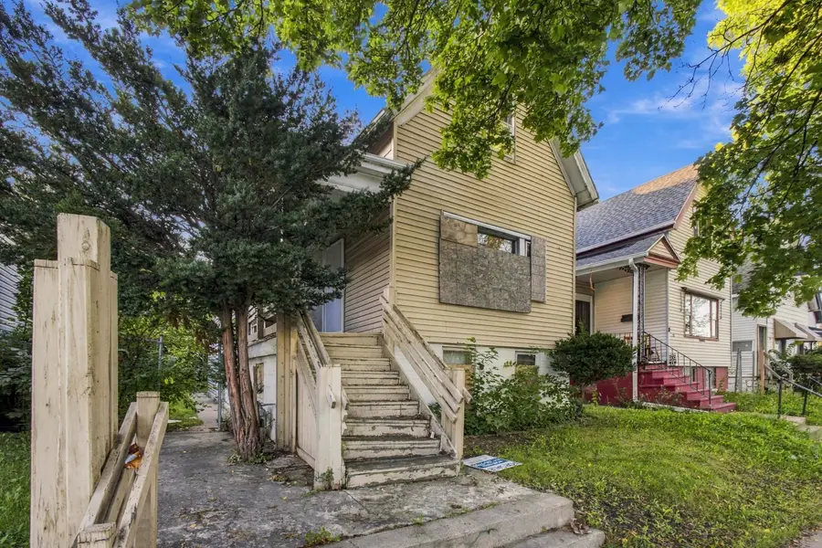 3521 N 8th St, Milwaukee, WI 53206 - #2