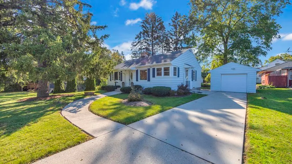 2517 Erie Ave, Sheboygan, WI 53081 - #1