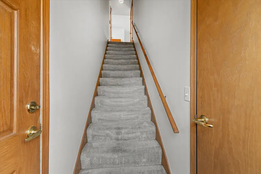 18725 Emerald Cir, Brookfield, WI 53045 - #3