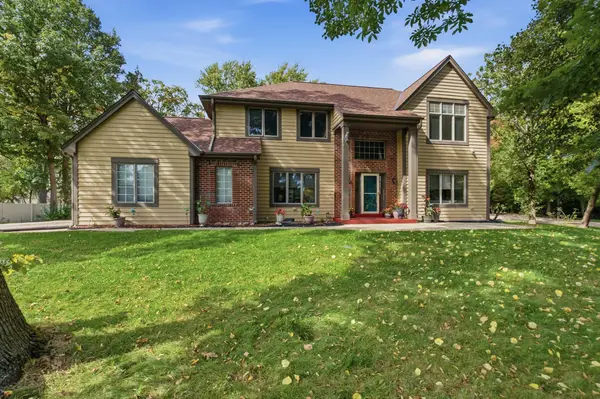 11210 W Green Tree Rd, Milwaukee, WI 53224