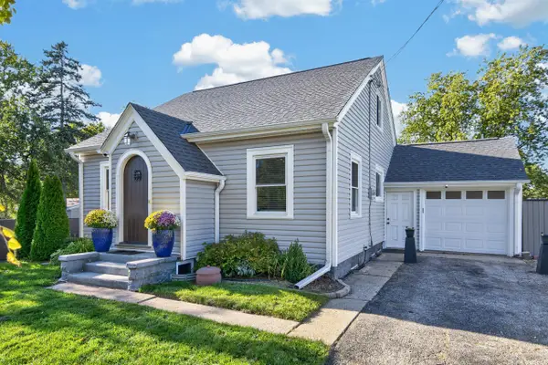 S89W22720 Milwaukee Ave, Big Bend, WI 53103
