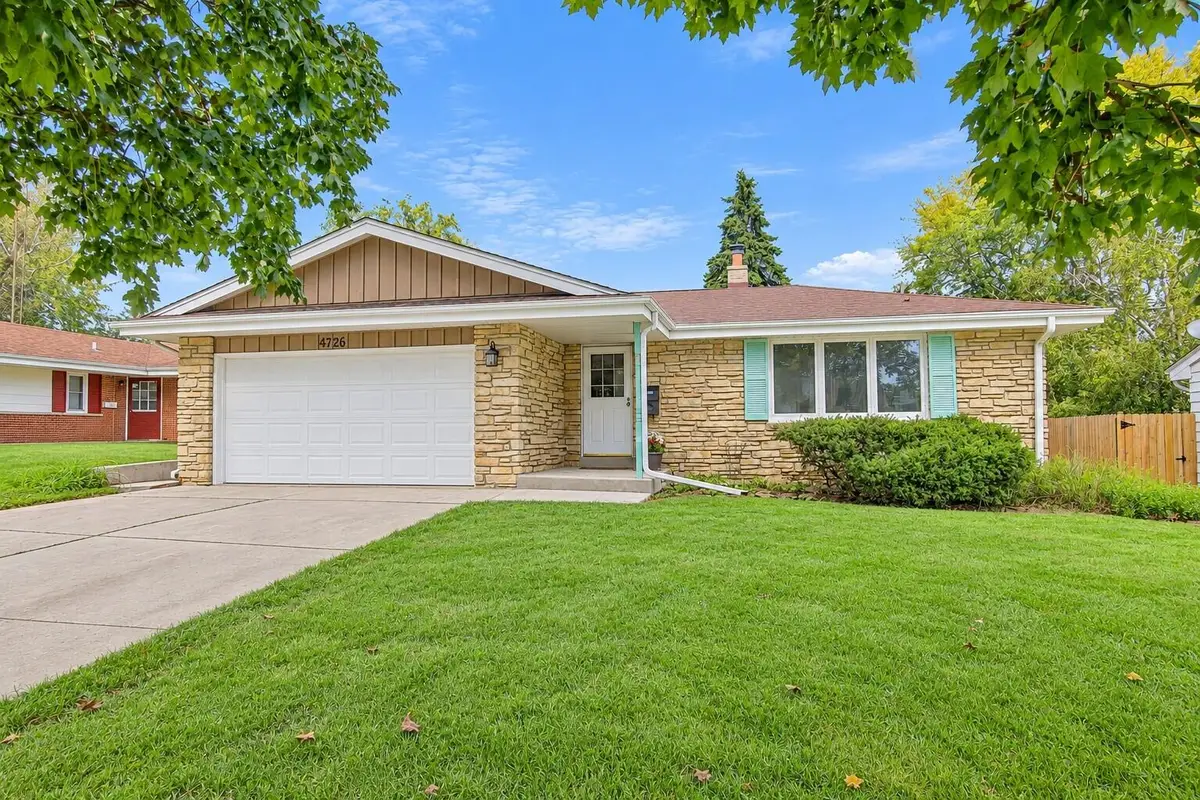 4726 69th St, Kenosha, WI 53142 - #1