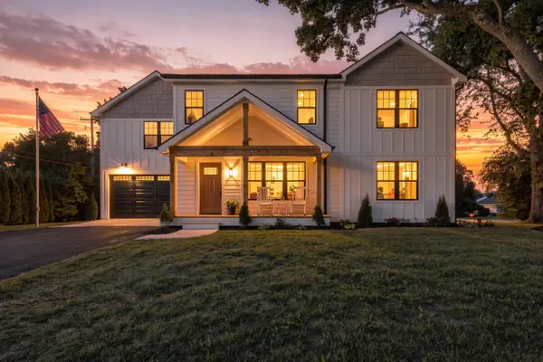 15330 Mt. Vernon Ave, Brookfield, WI 53005