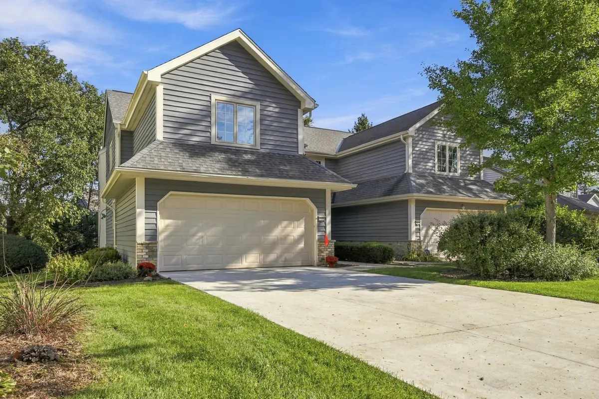 7534 W Tuckaway Creek Dr, Franklin, WI 53132 - #1