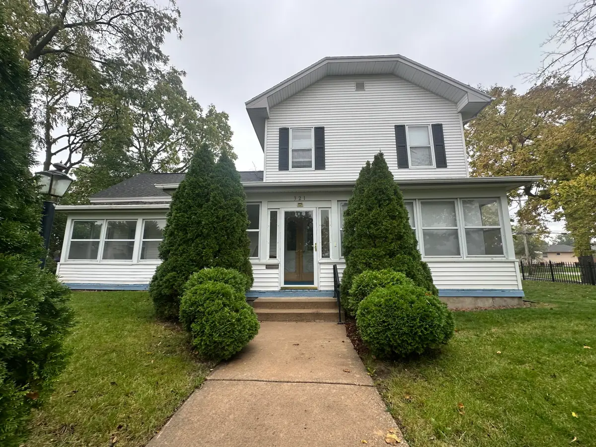 321 3rd Ave S, Onalaska, WI 54650 - #1