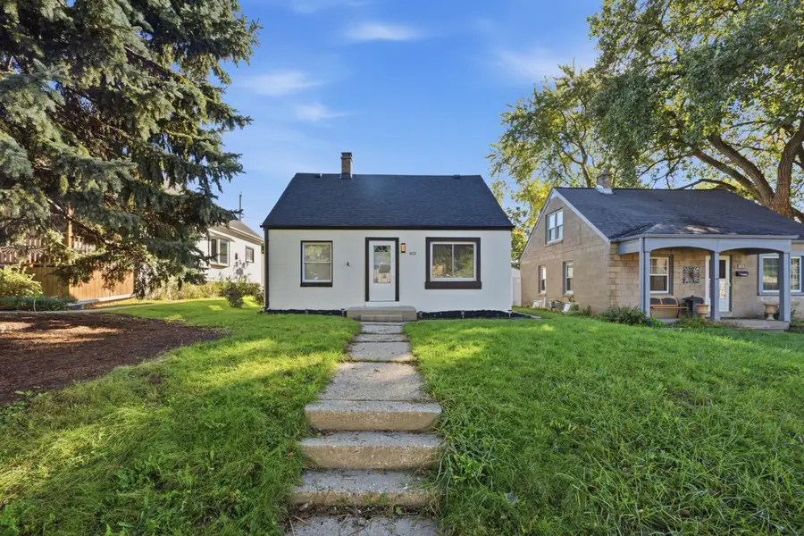 4170 S 5th Pl, Milwaukee, WI 53207 - #2