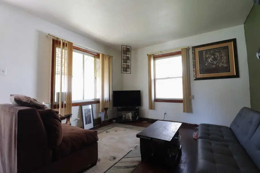 5852 N 35th St, Milwaukee, WI 53209 - #2