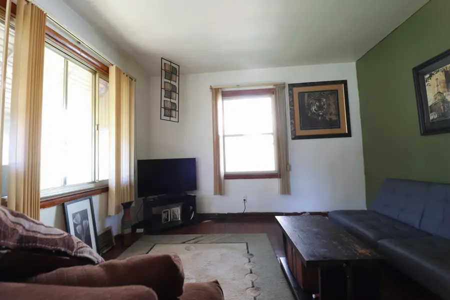 5852 N 35th St, Milwaukee, WI 53209 - #3