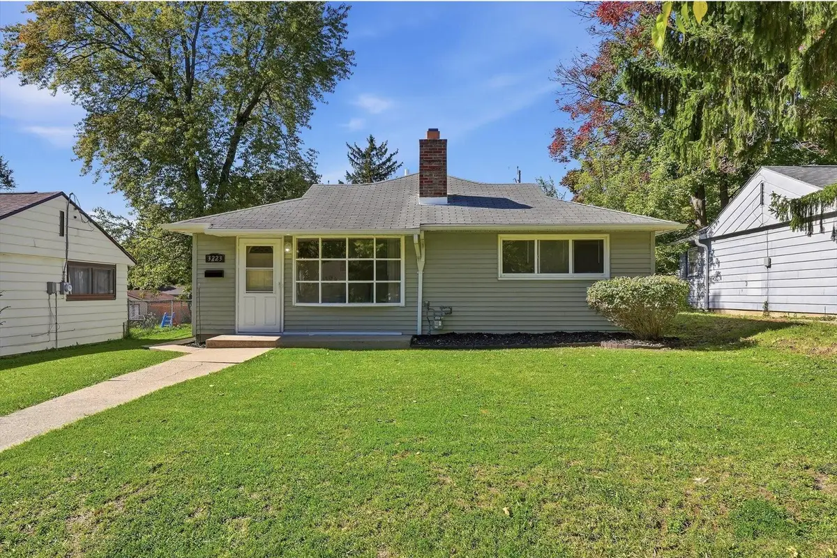 3223 N 83rd St, Milwaukee, WI 53222 - #1