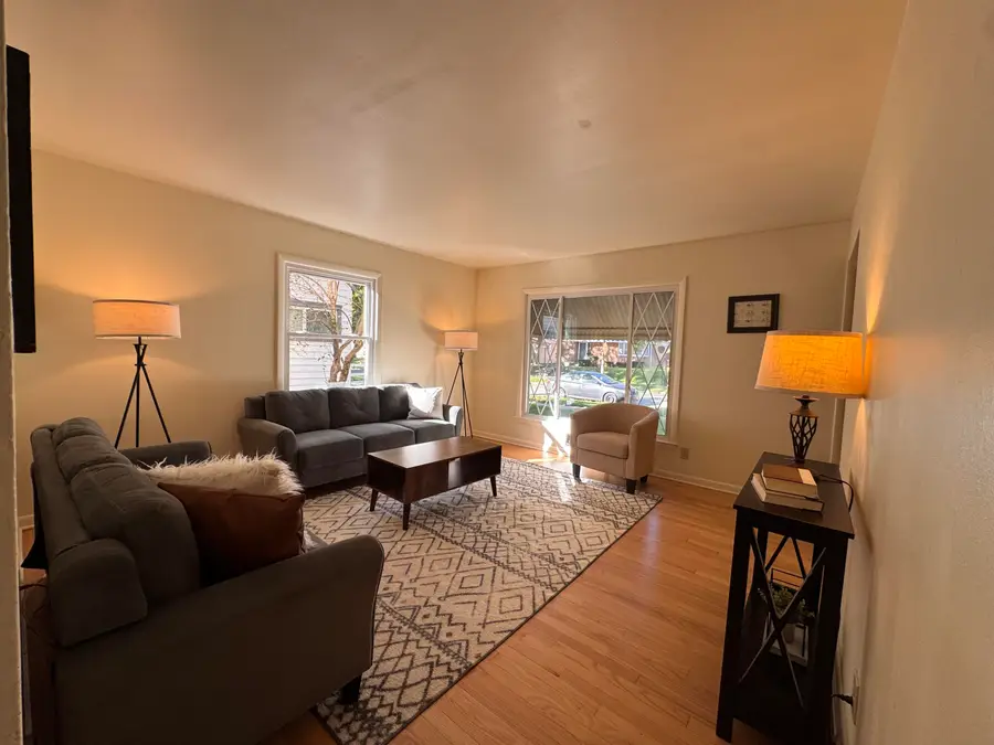 5868 N 71st St, Milwaukee, WI 53218 - #2