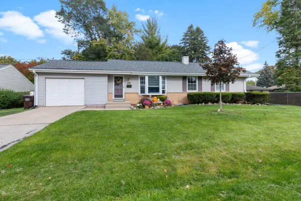 710 W Theresa Ct, Glendale, WI 53209