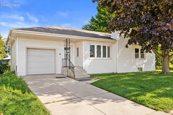 2063 Mount Pleasant St, Racine, WI 53404